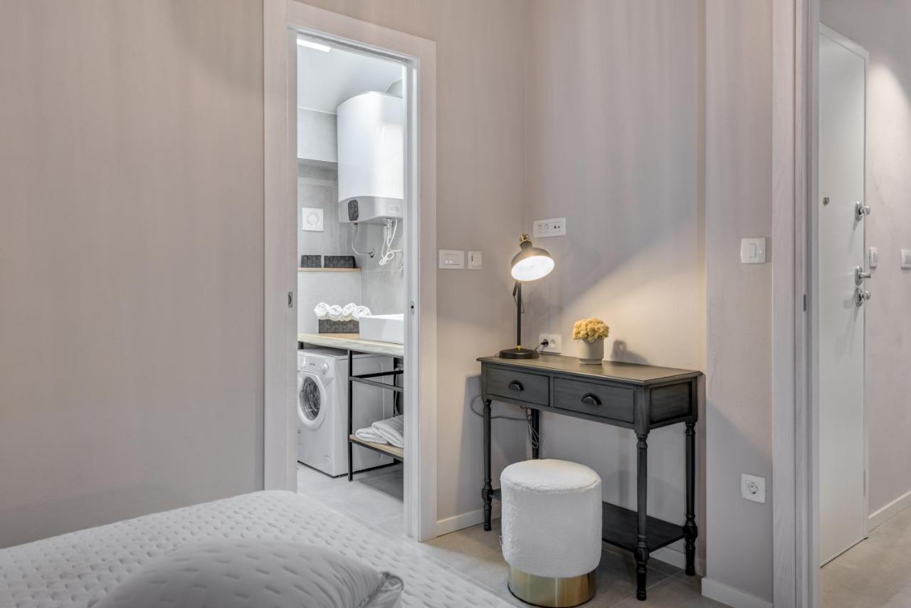Lct City Design Apartment Split Exterior foto